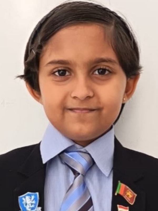 Halangoda, Sayumi Sithumila